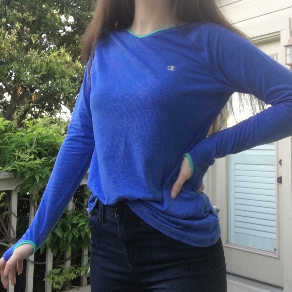 CHAMPION Long Sleeve Workout Shirt w/ Thumb Holes